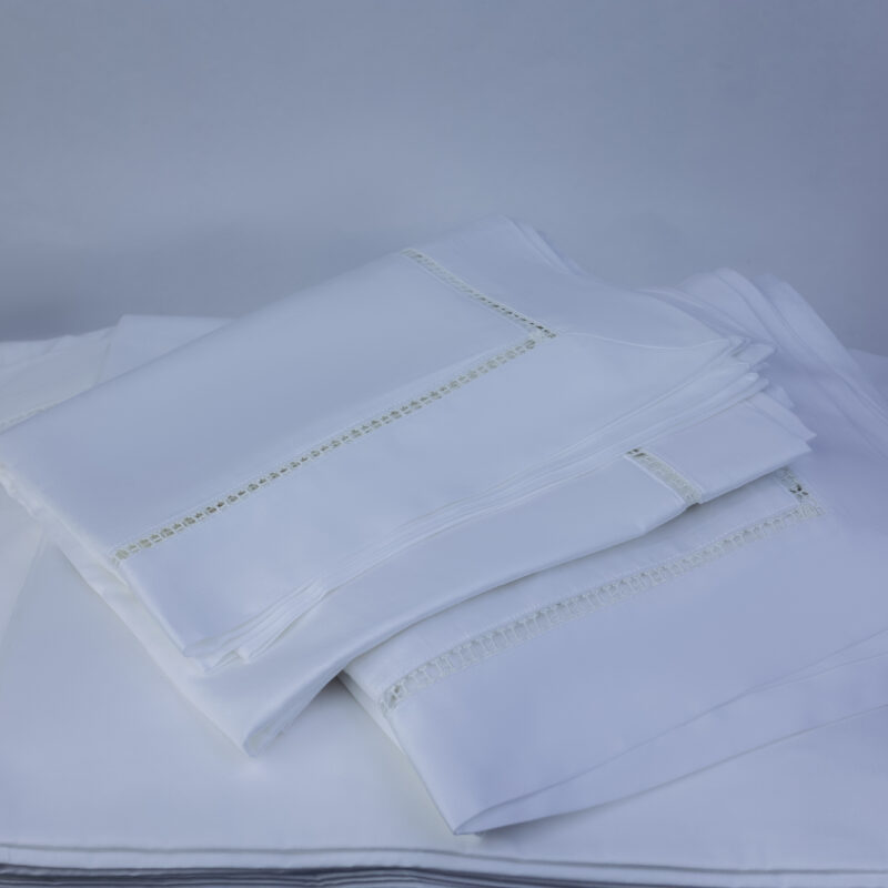 H-Detail White Binash Bedding King Set - Image 4